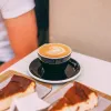 Comment bien nettoyer un moulin à café pour préserver la qualité de vos extractions professionnelles