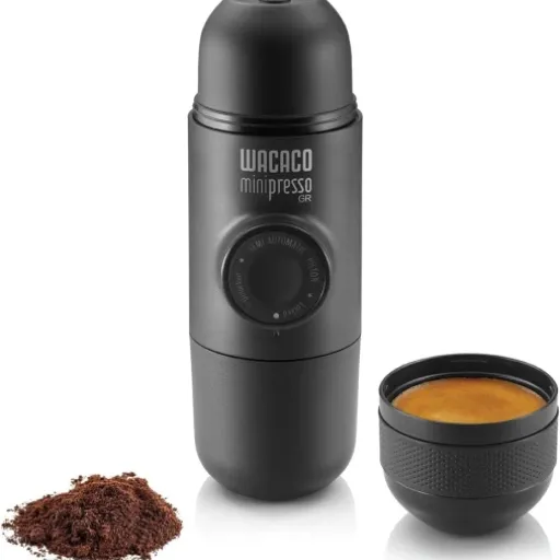 Avis WACACO Minipresso GR : la petite cafetière d’appoint pour espresso partout