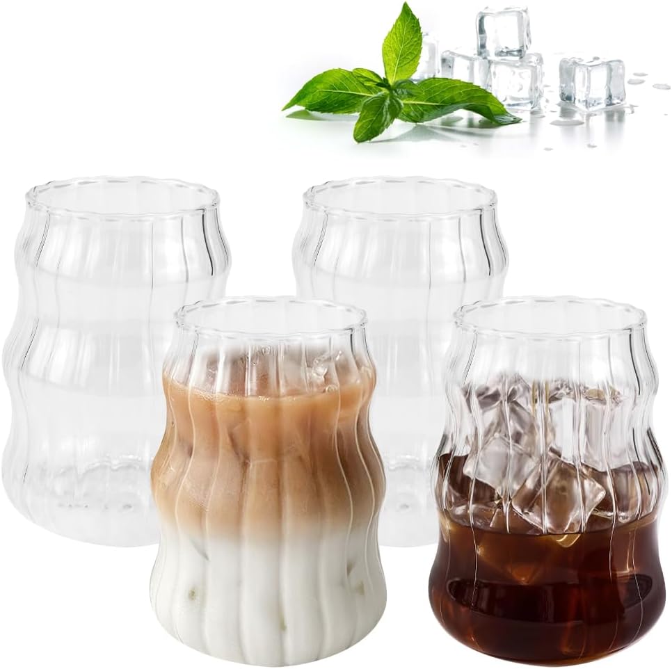Kleemeiero 4PCS Tasses à Expresso Verres à Thé Ondulés Verres à Café Verre à Cocktail Tasse en Verre à Rayures Verticales Tasse à Dessert Verrerie Vintage 530ML pour Latte, Thé, Glace, Lait, Bière