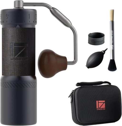 J-Ultra Moulin à café manuel gris fer, fraise conique, poignée pliable, tasse magnétique de 40 g, réglage numérique fin, efficacité de broyage plus rapide, idéal pour expresso (gris fer) J-ultra Gris Fer