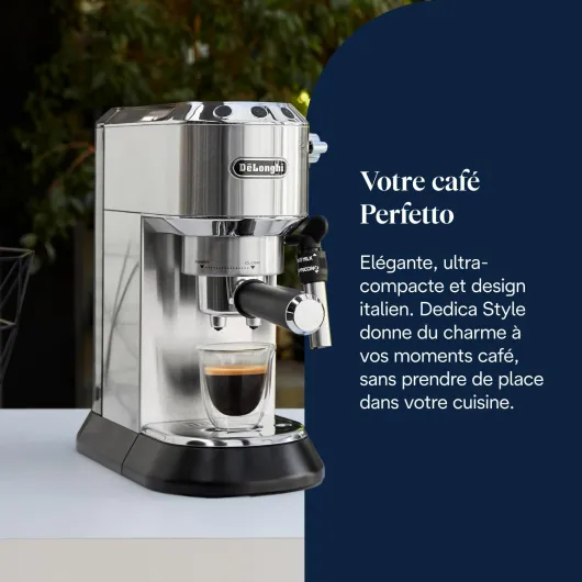 De'Longhi Dedica Style EC685.M, Machine à Expresso avec Buse à Mousse de Lait Professionnelle, Seulement 15 cm de Large, Réservoir de 1 L, Boîtier en Métal, Compatible avec les Dosettes E.S.E, Métal Métallique Unique