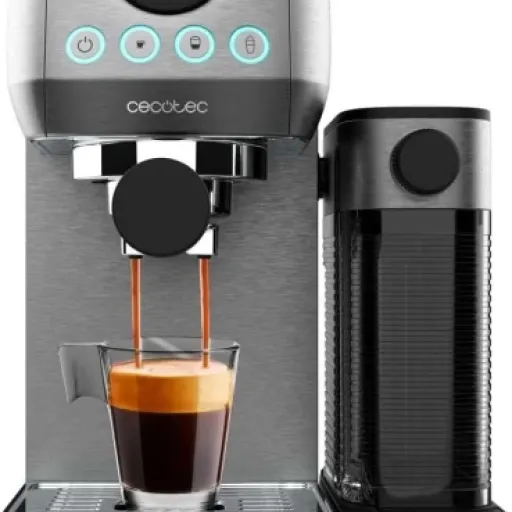 Test Cecotec Power Espresso 20 Steel Pro Latte : du café rapide à un prix raisonnable