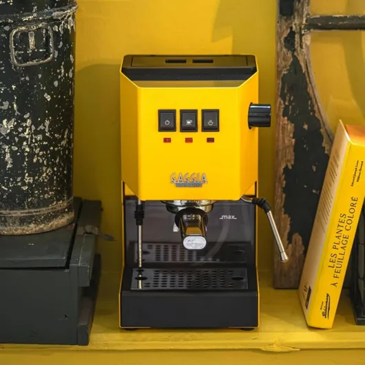 Gaggia Classic Evo Pro Machine à café expresso manuelle, jaune soleil