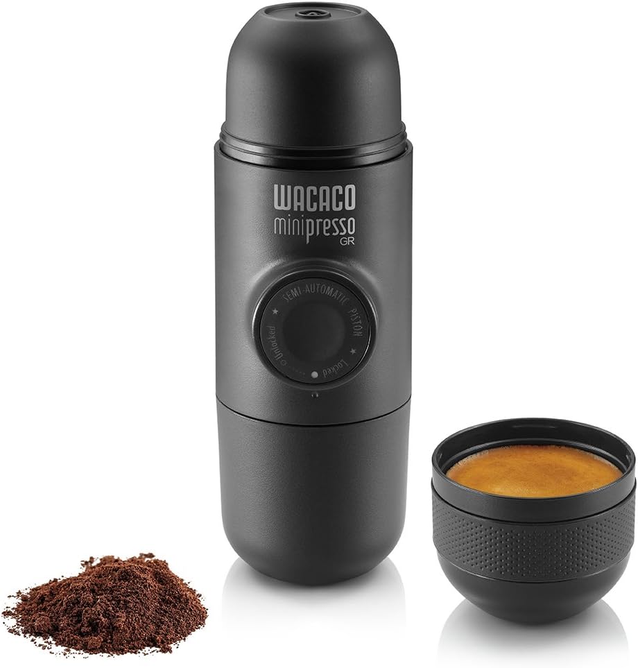 Minipresso GR, Machine à Espresso Portative, pour Café Moulu, cafetière de voyage de petite taille, pas de batterie ou besoin électrique, actionnée manuellement grace à un piston Noir