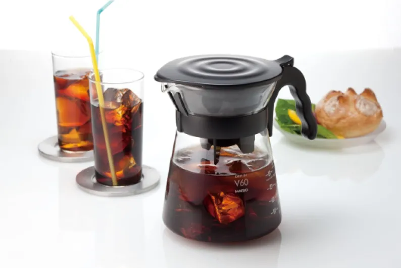 Hario V60 - Cafetière à Filtre Manuelle en Verre - 10 filtres Inclus Article unique