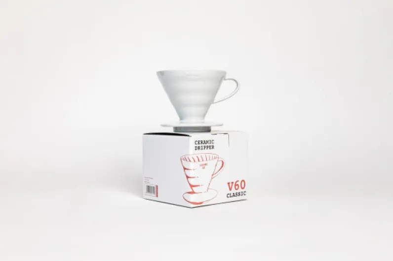 Hario V60 02 - Porte filtre café en céramique blanche 1 à 4 tasses Size 02 Blanc