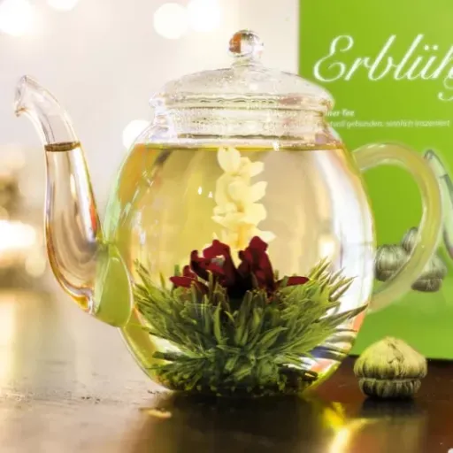 Test Creano Fleurs de Thé Verts : joli effet visuel, goût léger, cadeau sympa mais pas parfait